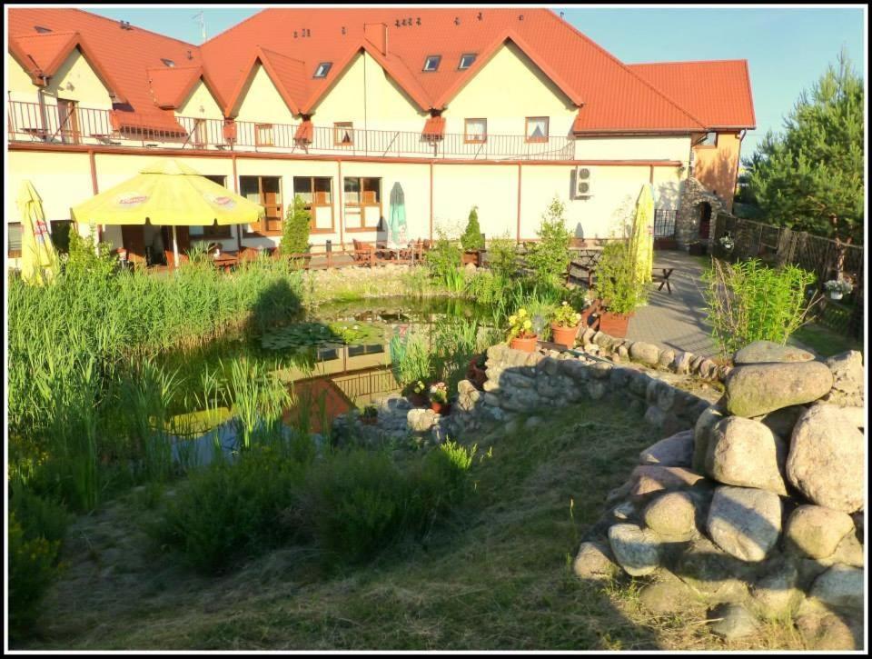 Sosnowe Zacisze Barszczewo Hotel Choroszcz Exterior foto