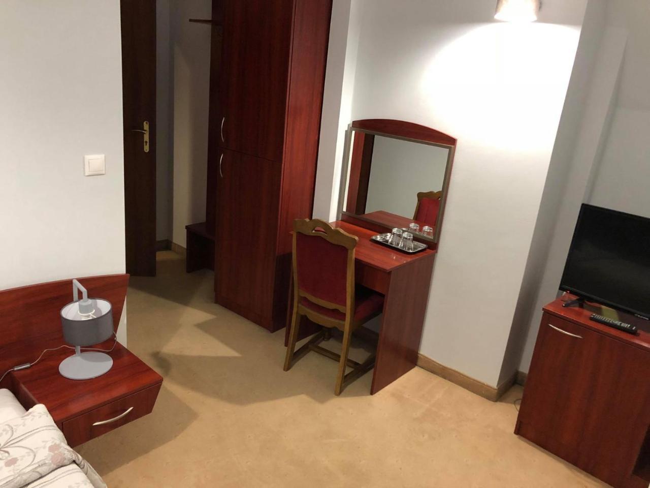 Sosnowe Zacisze Barszczewo Hotel Choroszcz Exterior foto